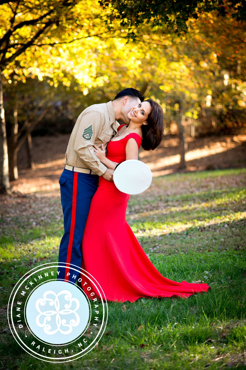 Engagement photos in the fall 