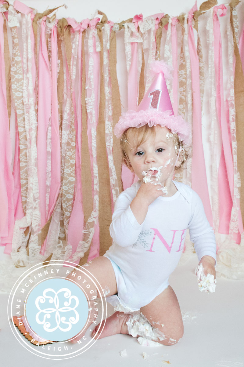 one year old baby photographer